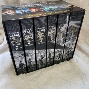 The Mortal Instruments The Complete Collection Boxset (please read description)